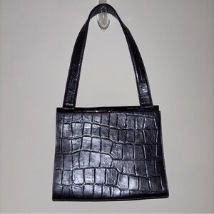 Vintage Jones New York croc embossed leather shoulder bag in black from 1990’s